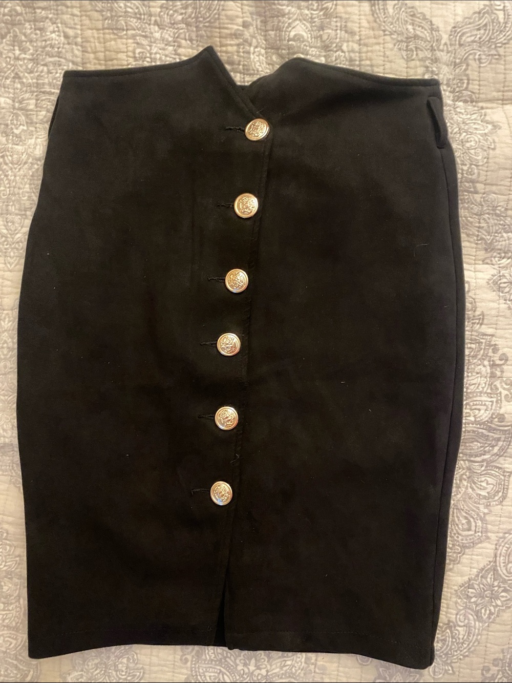 Only Fashion Black Pencil Skirt with Decorative Gold Buttons